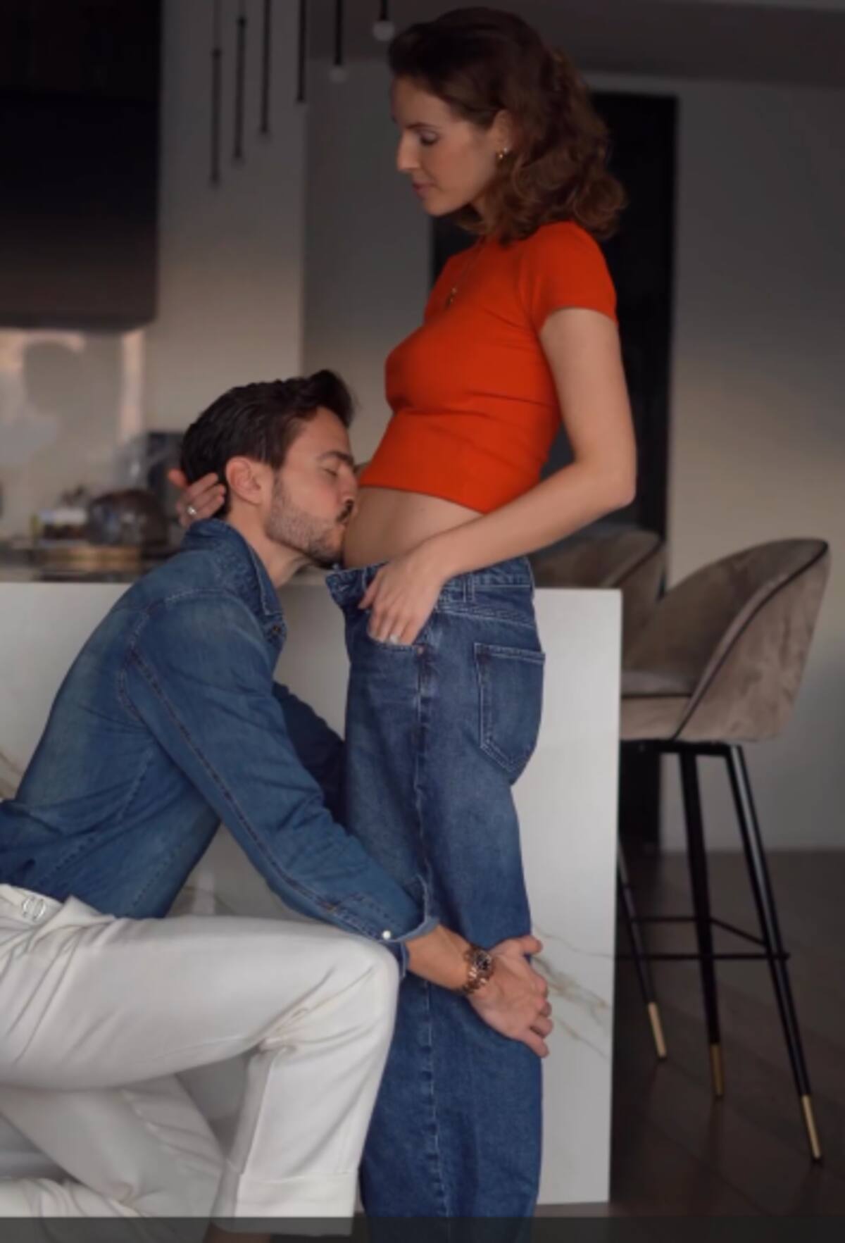 Marco Ferri anuncia que será padre.