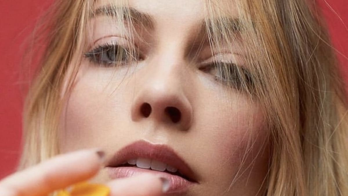 Margot Robbie revela el secreto para lucir unos labios sensuales