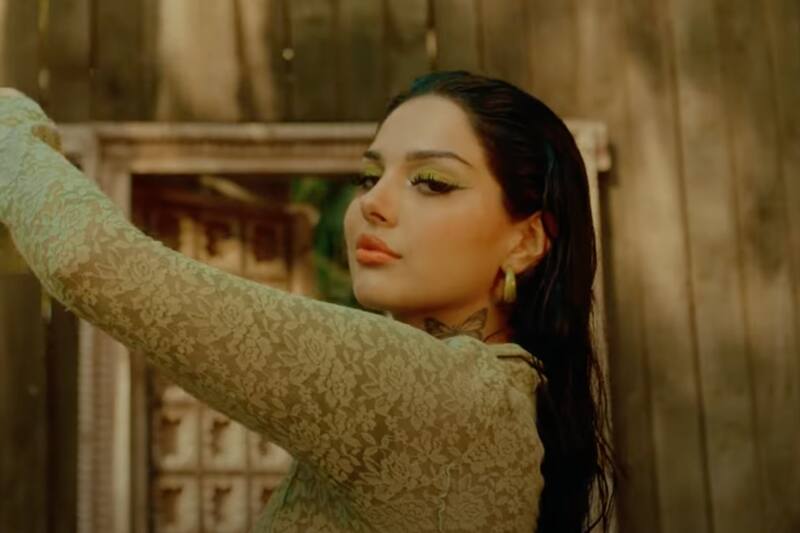 Mariana Bfly Estrenó su nuevo EP, "Efecto Mariposa" - Créditos: YouTube