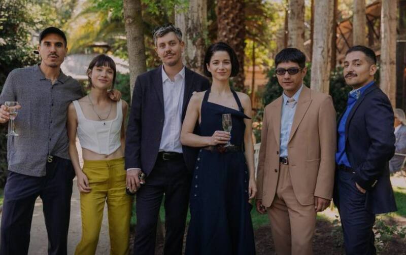 La actriz y el productor musical se comprometieron en el 2022.