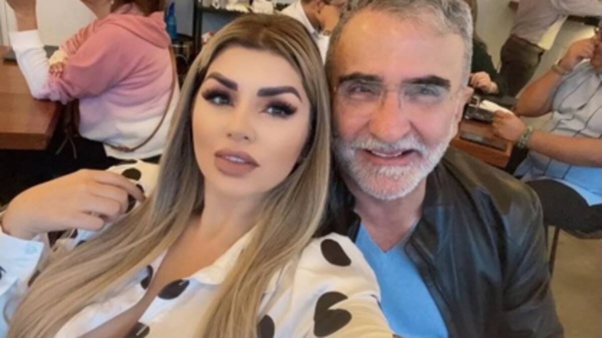 La "Kardashian mexicana", pareja de Vicente Fernández Jr., muestra sensualidad en bikini