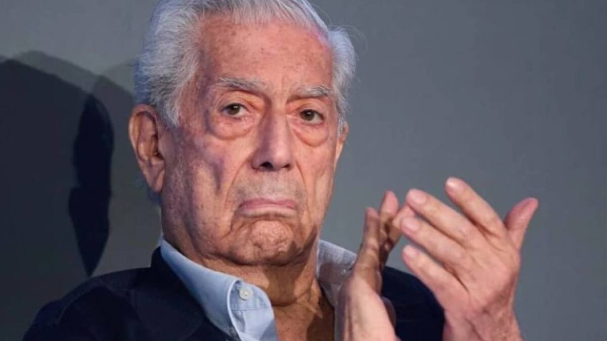 Mario Vargas Llosa le copia a Piqué y visita los lugares favoritos de su ex Isabel Preysler