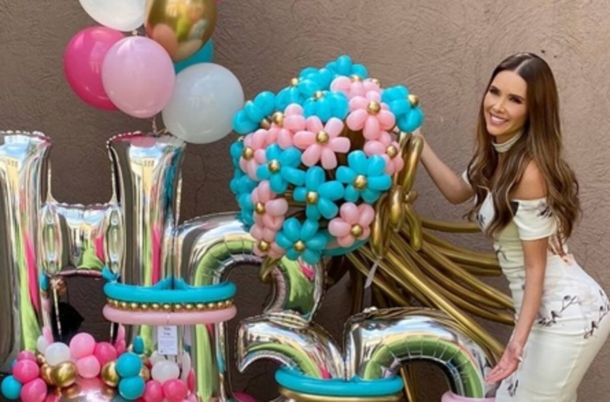 La actriz Marlene Favela festeja su cumpleaños y recibe un sorpresivo mensaje
