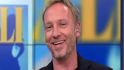 “¡Te di un beso!”: La inesperada confesión que sorprendió a Martín Cárcamo durante su cobertura en Viña del Mar