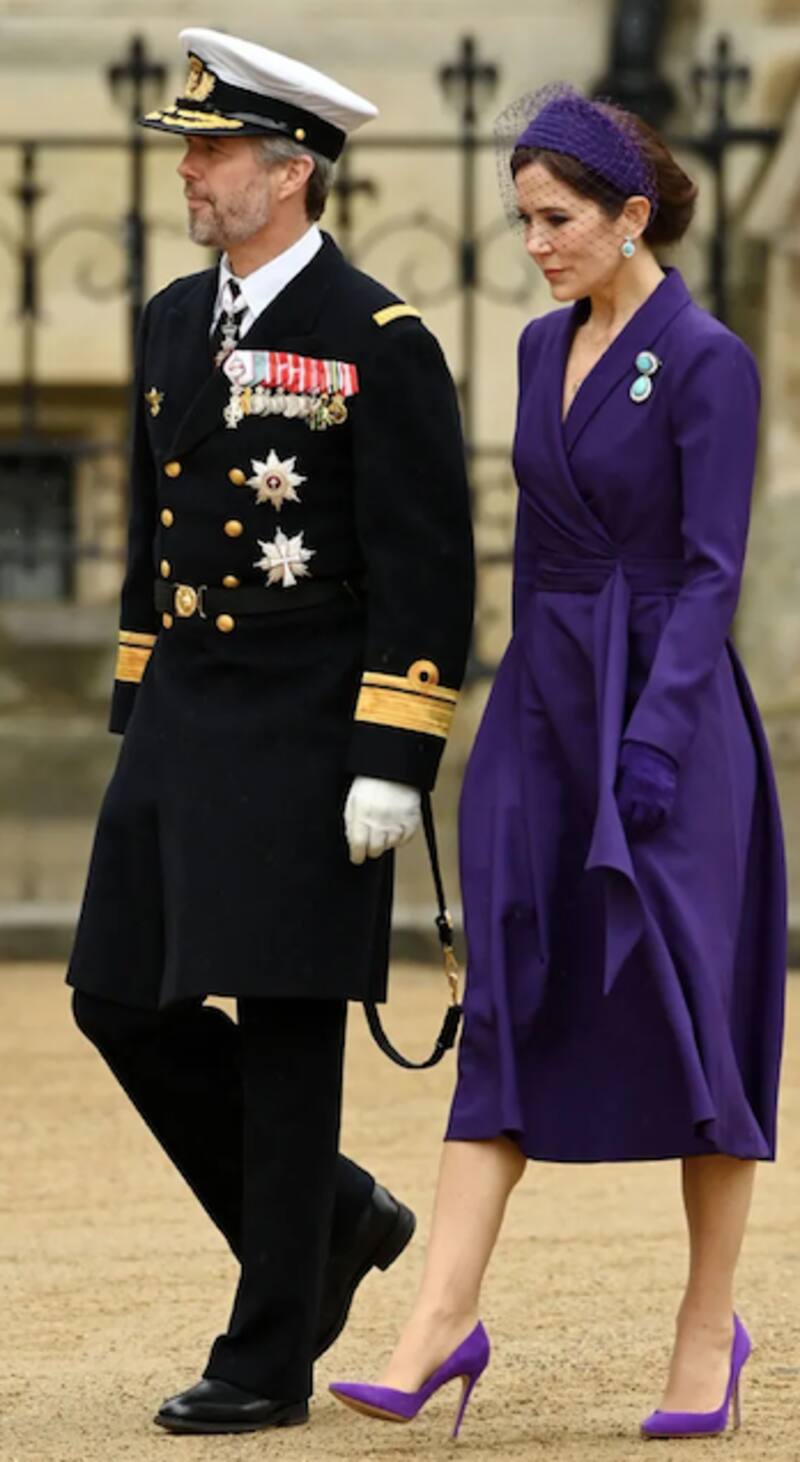 Mary de Dinamarca durante la ceremonia de coronación del rey Carlos III.