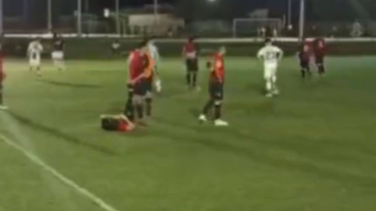 VIDEO | Matan en México a entrenador de fútbol en pleno partido