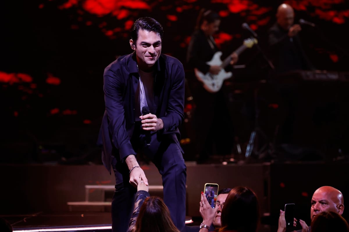 El cantante se presentó cerca de las 03:00 horas, algo que no gustó al público. Foto: Agencia Aton.