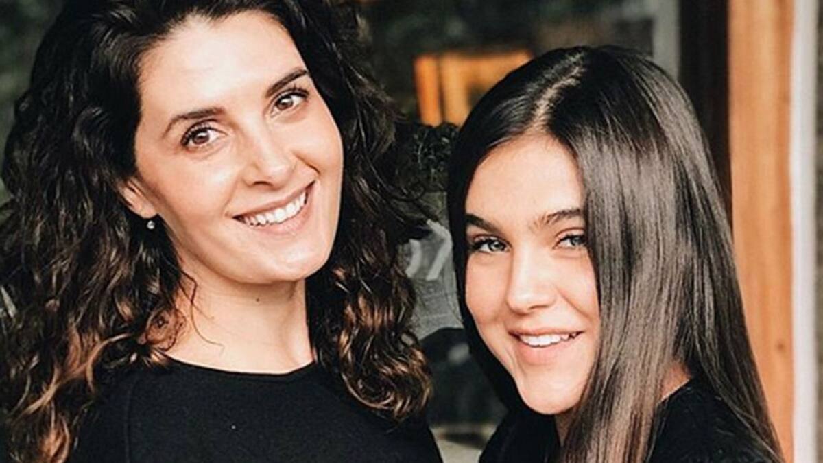 Mayrín Villanueva y su hija Romina se ven espectaculares en traje de baño