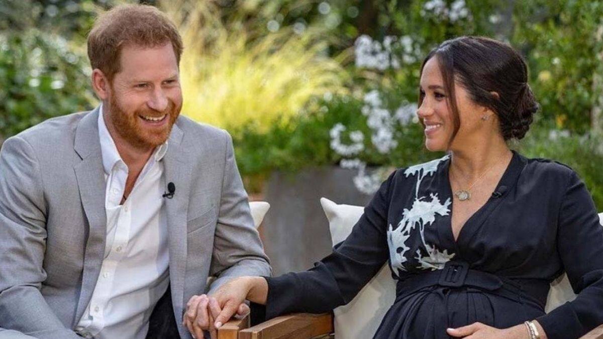 Meghan Markle y el príncipe Harry protagonizan tierna postal de Navidad junto a sus hijos