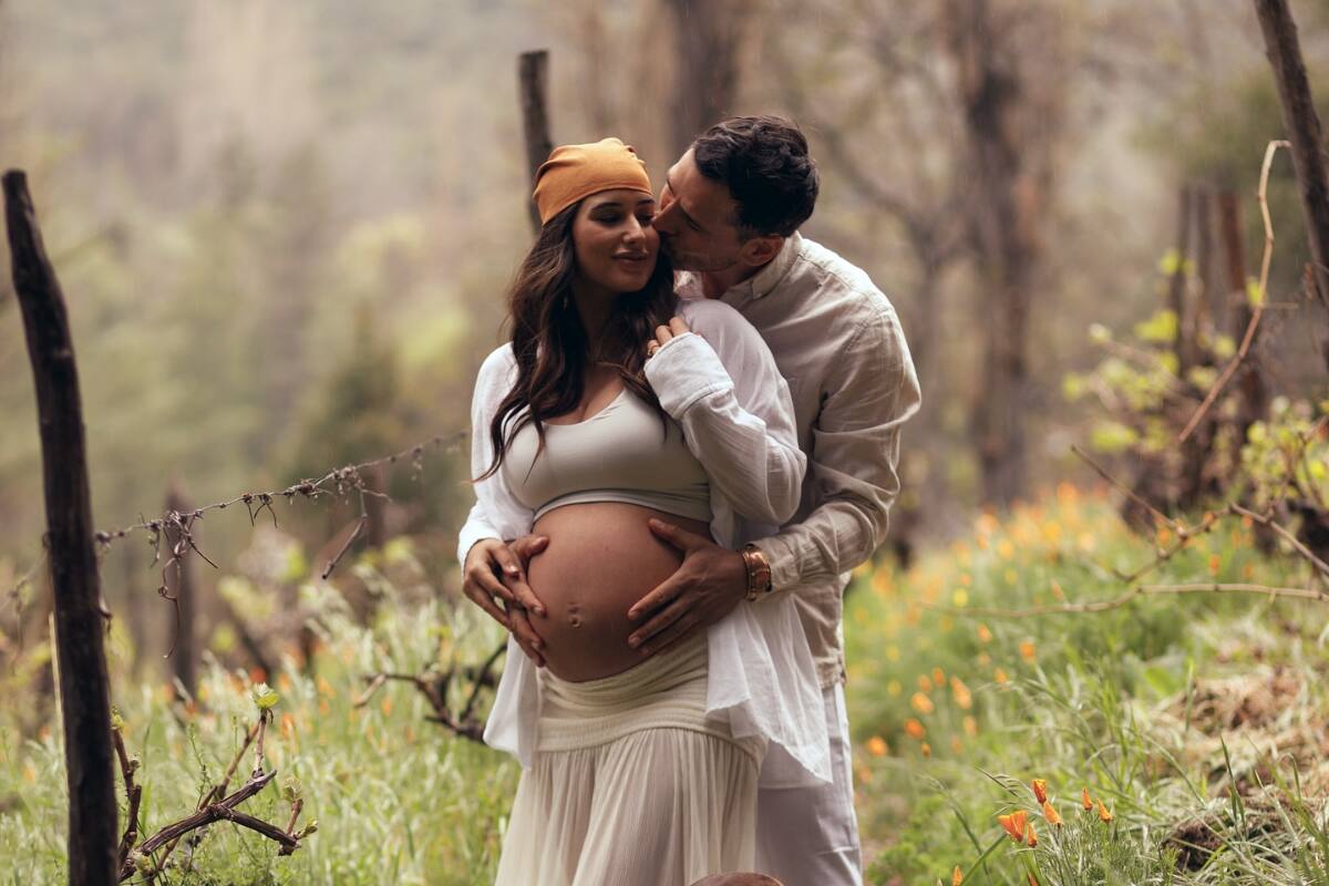 Tras cinco años de relación, la pareja está a punto de convertirse en padres por primera vez. Créditos: Instagram.