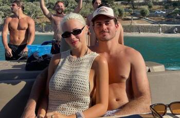 Miguel, hijo de Julio Iglesias, refrenda su amor a su novia Julie Steen en Turquía