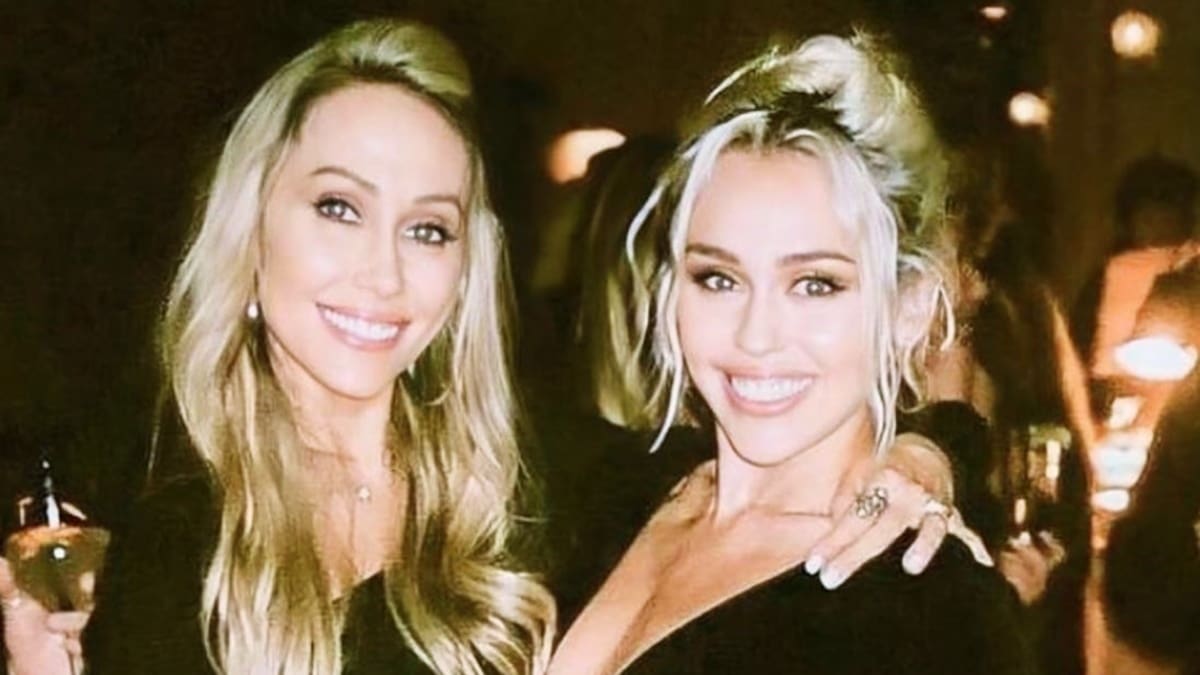 Miley Cyrus reacciona al compromiso de su madre, Tish Cyrus con Dominic Purcell