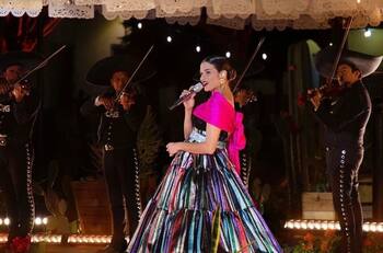 La española Natalia Jiménez recuerda sus inicios musicales en el metro de la Ciudad de México