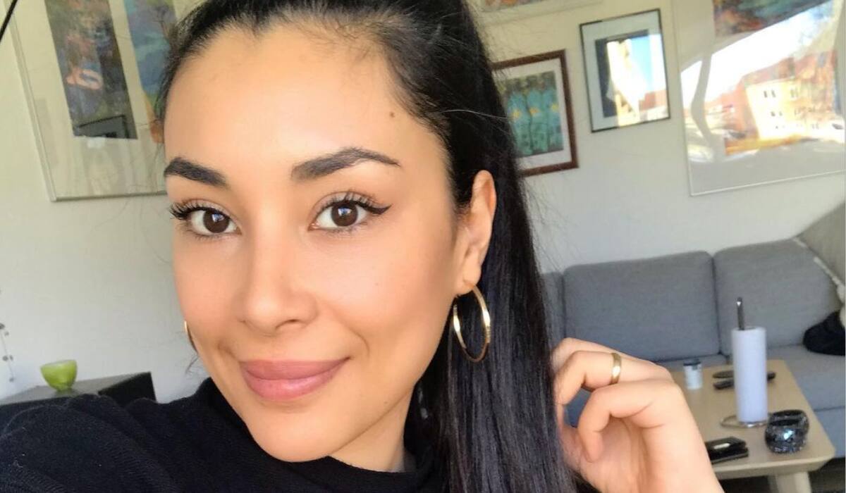 revolucionó Instagram con foto junto a su hija recién nacida.