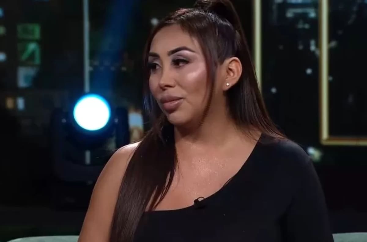 VIDEO | “¿Eres tú Carmen Gloria Arroyo?”: Naya Fácil sorprende con radical cambio de look y desata ola de reacciones
