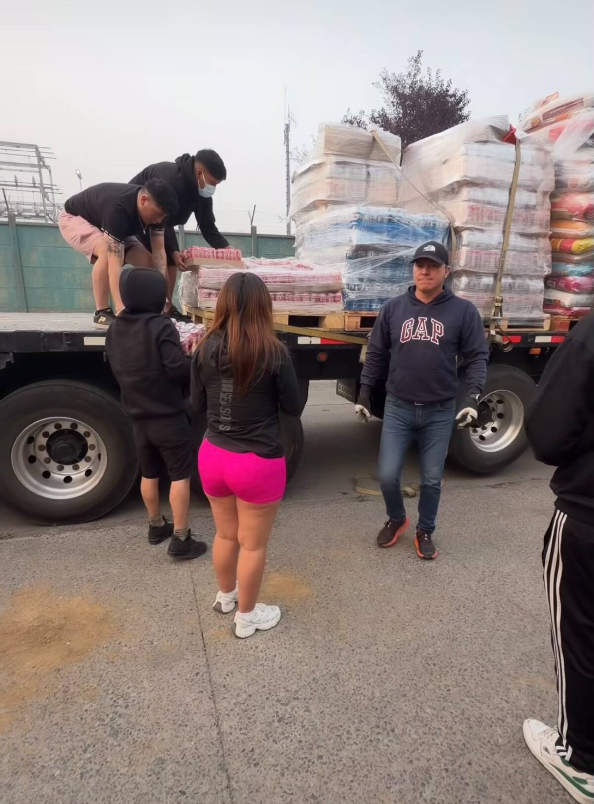 La influencer realizó millonaria ayuda por los incendios forestales en el sur de Chile.