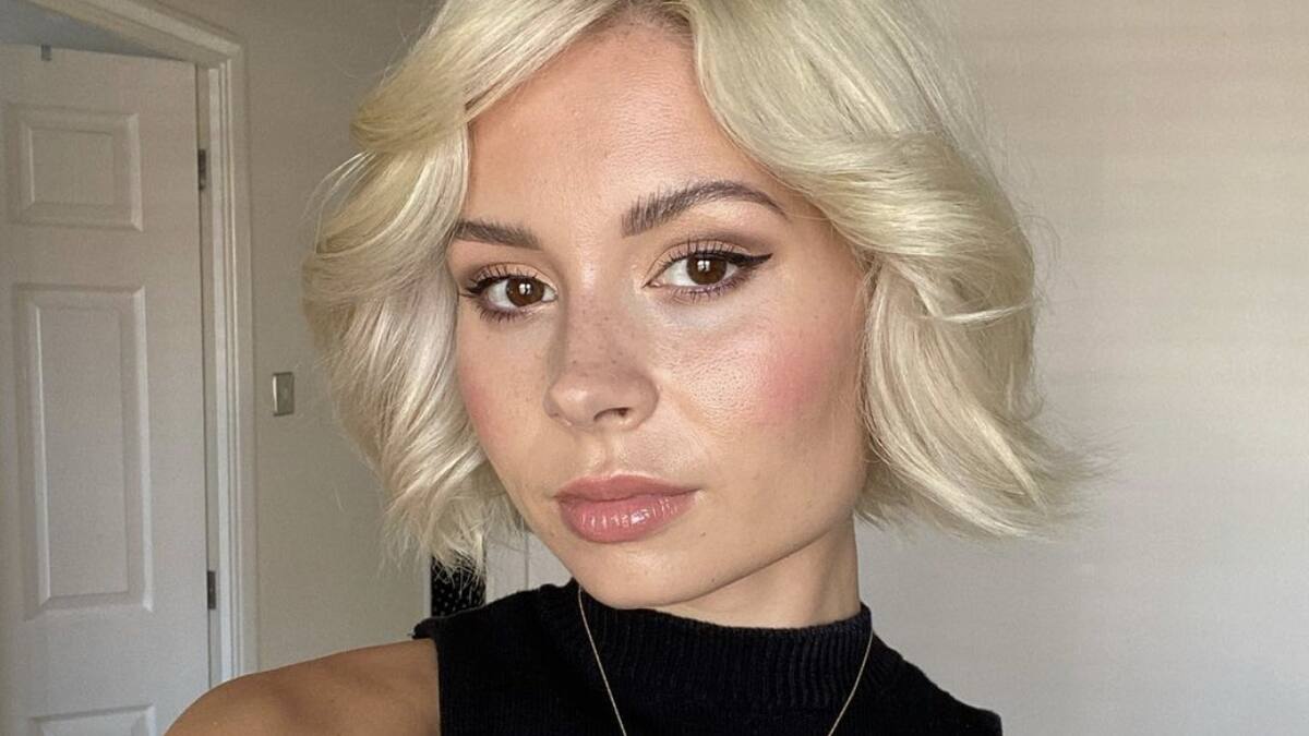 Con homenaje a ABBA, Nina Nesbitt, ex de Ed Sheeran, publica el sencillo “Summer Fling”