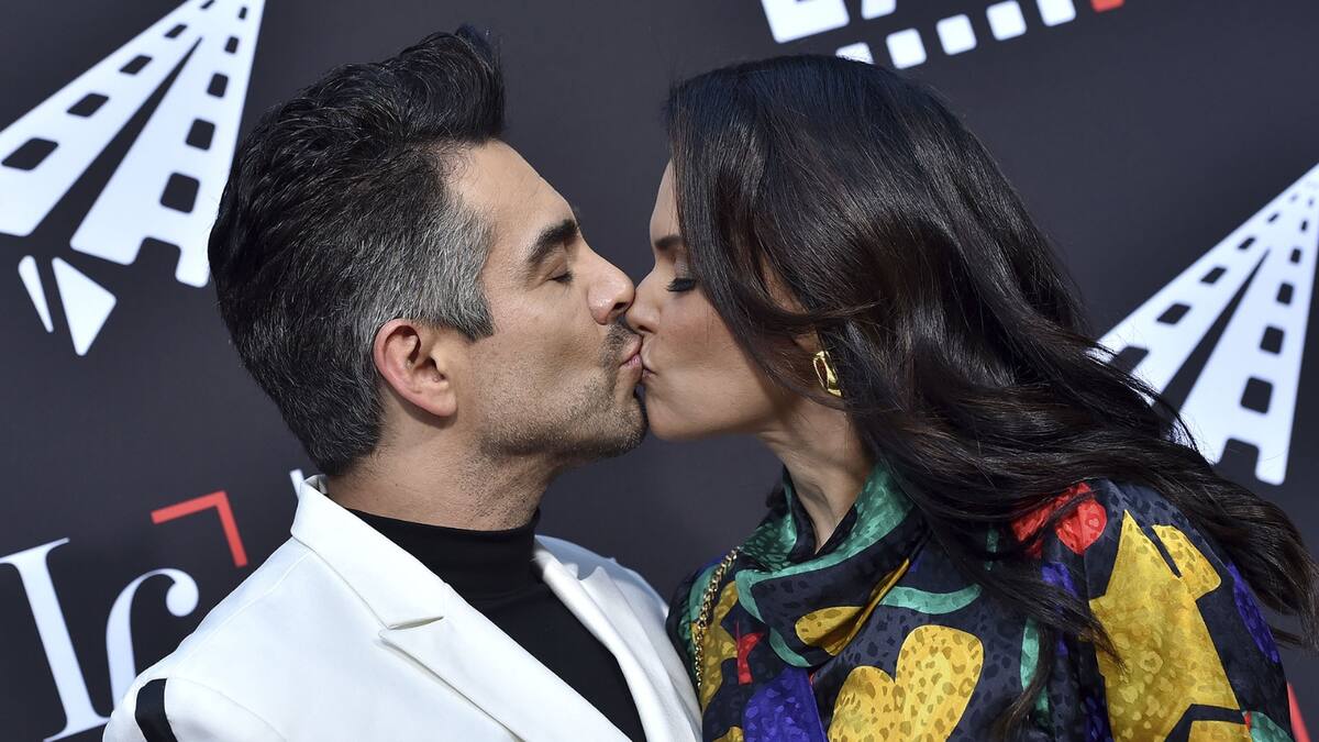 Omar Chaparro y la "Mojarrita" celebran 20 años de amor