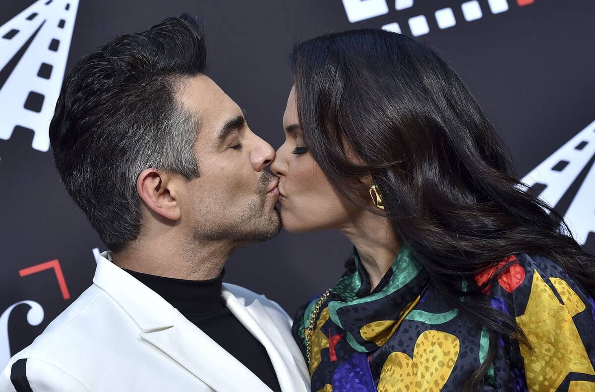 Omar Chaparro y la "Mojarrita" celebran 20 años de amor