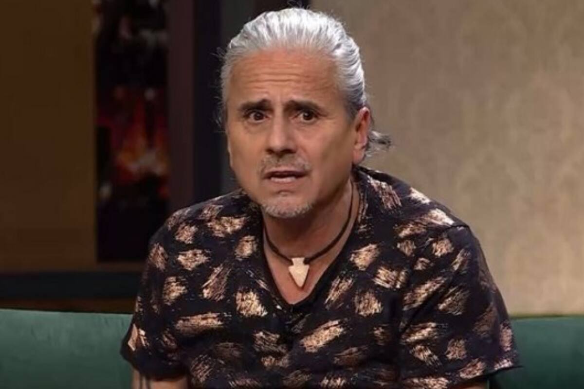 El cantante le habría ofrecido combos a conocido animador.