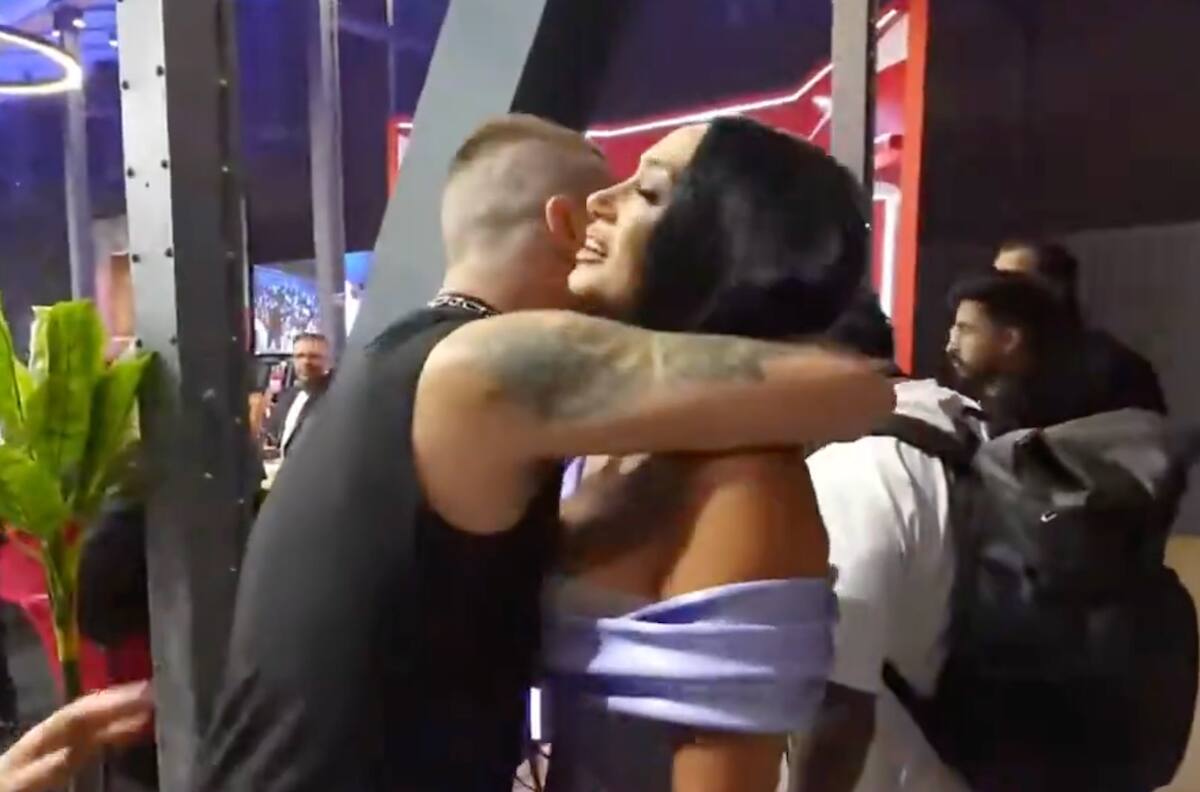 VIDEO | ¿Tierno o incómodo? así fue el reencuentro entre Pamela Díaz y Jean Phillipe Cretton en la Gala