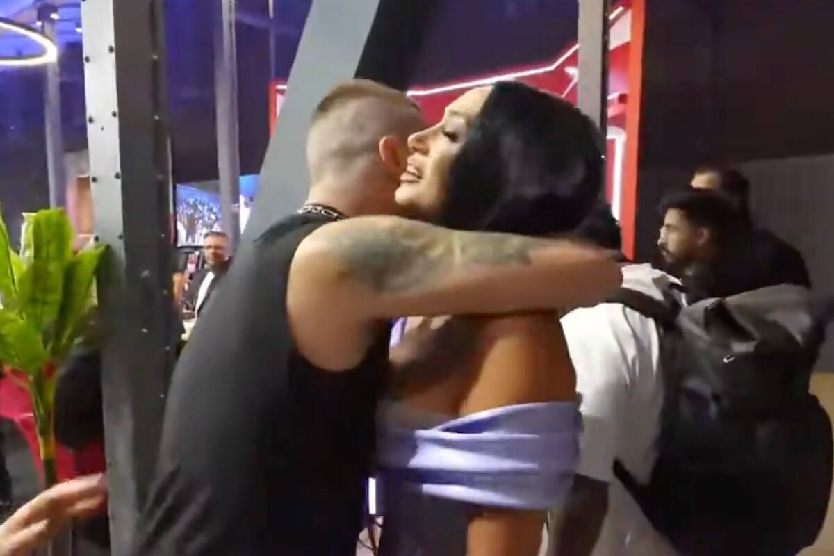 La expareja se reencontró en la Gala del Festival de Viña. Foto: Captura