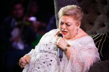 "Sus aplausos se van conmigo hasta la tumba": Paquita la del Barrio se retira de los palenques
