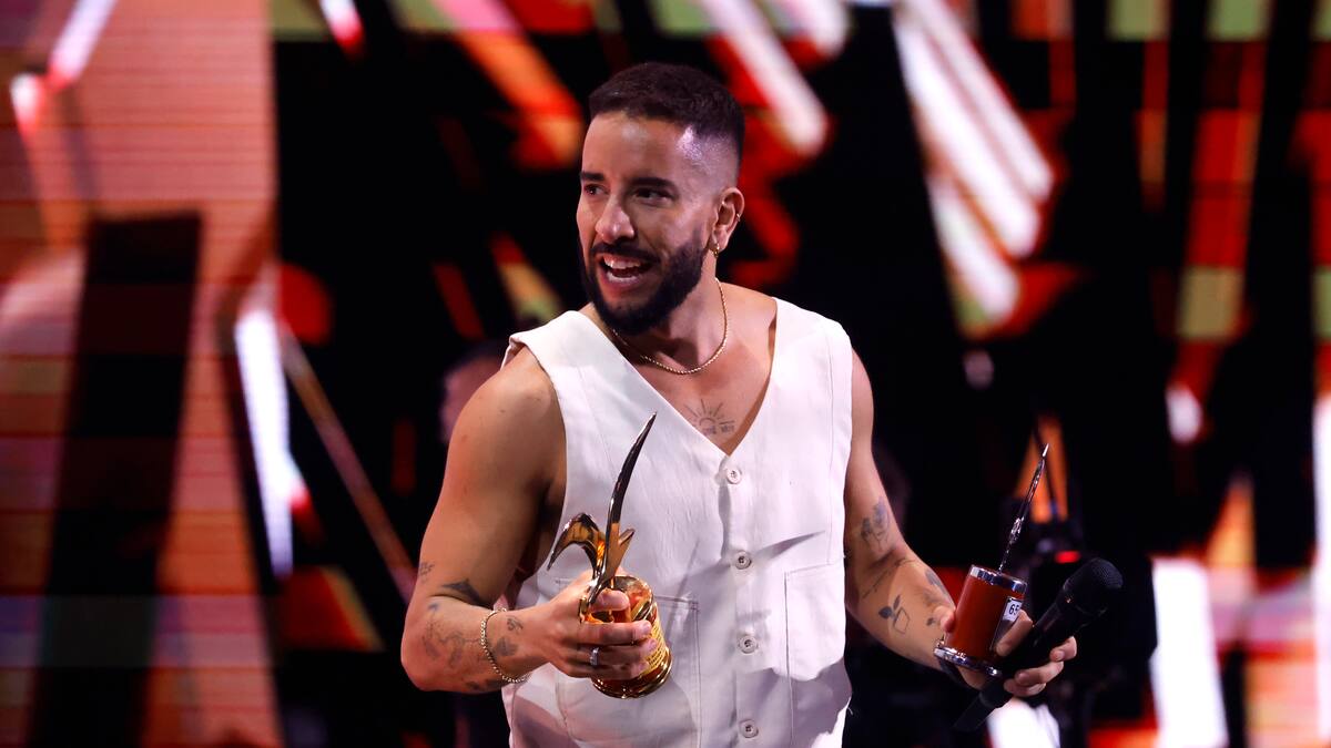 “¿Quién grita más, Rafa Araneda o él?”: Las críticas y memes que dejó Pastor Rocha en su paso por Viña 2026