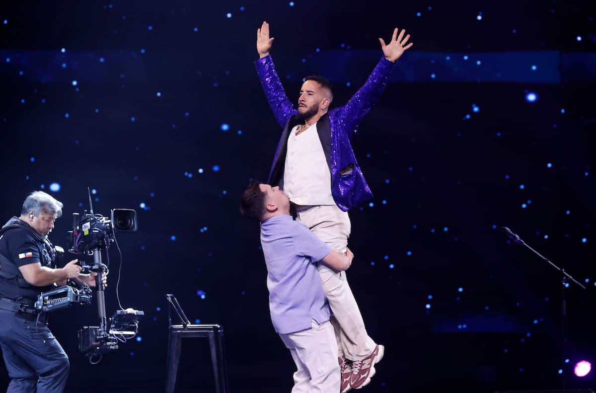 VIDEO | No pasó desaprecibido: el palo de Pastor Rocha a Mega por Asskha Sumathra