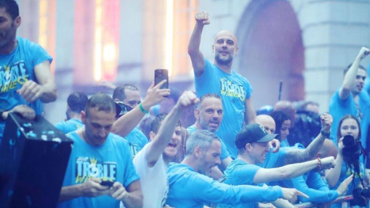 Pep Guardiola donará su millonario premio por el triplete a los empleados del Manchester City