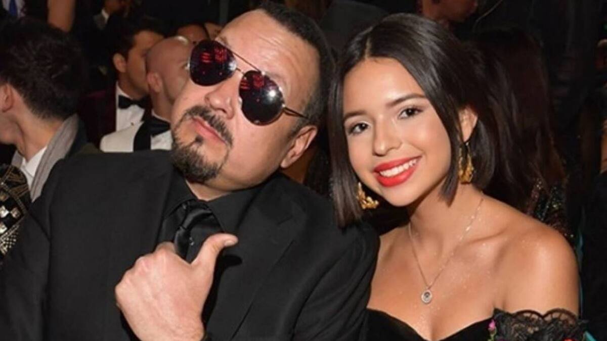 Ángela Aguilar se burla de su papá Pepe Aguilar y lo llama "chavorruco" durante un "Instagram Live"