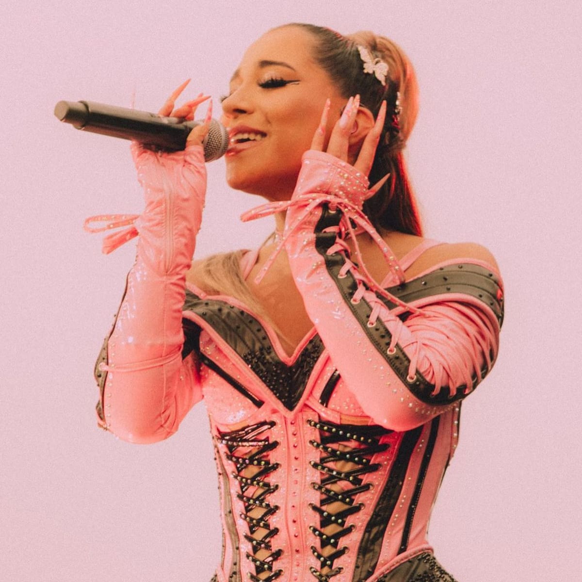 Princesa Alba revela detalles exclusivos de su próxima participación del Festival del Huaso de Olmué.