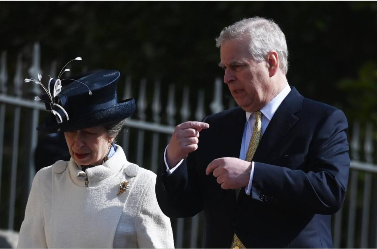 Príncipe Andrés se refugia con la Princesa Ana en la primer Pascua sin la Reina Isabel II
