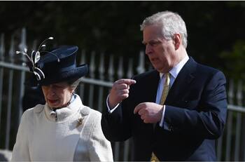 Príncipe Andrés se refugia con la Princesa Ana en la primer Pascua sin la Reina Isabel II