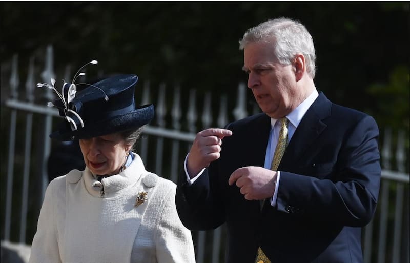 Príncipe Andrés y princesa Ana Príncipe Andrés y princesa Ana - Créditos: Captura de Pantalla