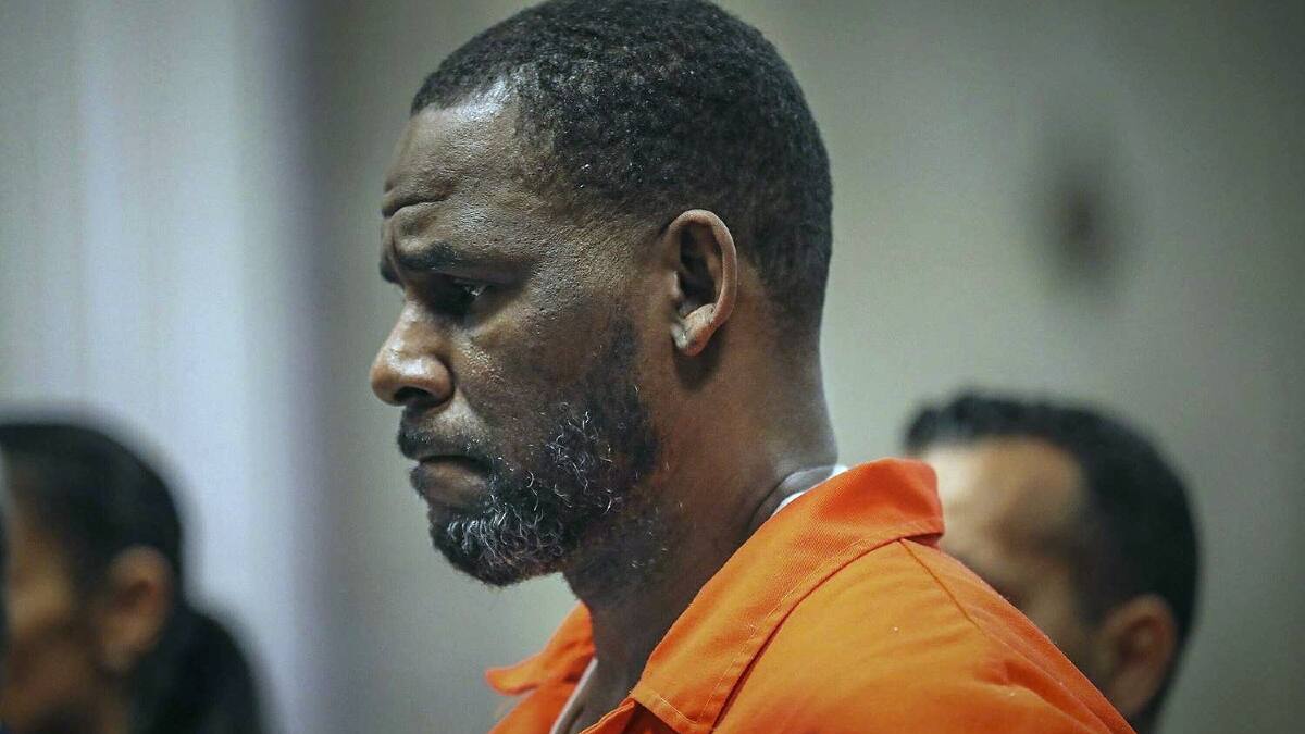 R. Kelly recibe nueva condena de 20 años por delitos sexuales contra menores