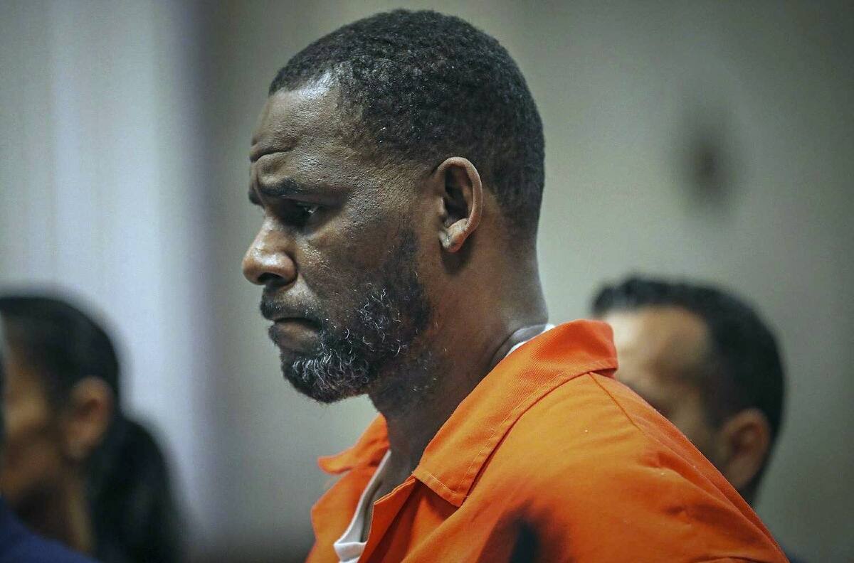 R. Kelly recibe nueva condena de 20 años por delitos sexuales contra menores