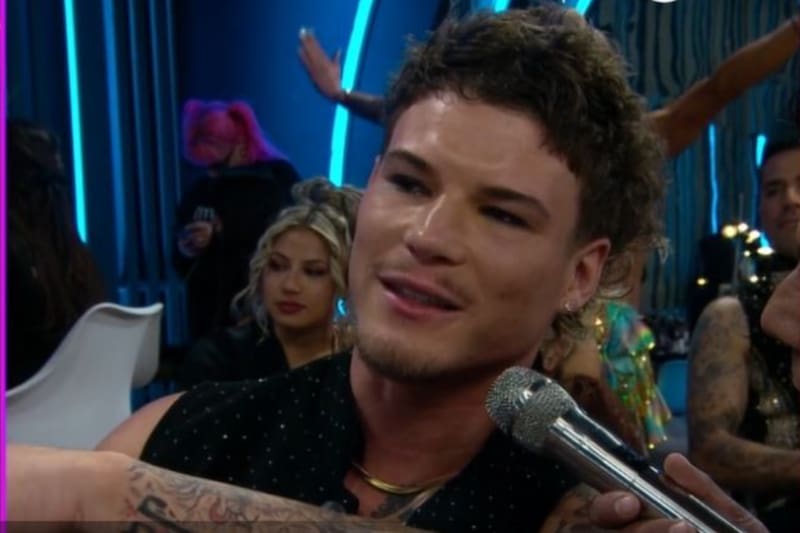 El chico reality está siendo acusado por los bailarines de Fiebre de Baile.