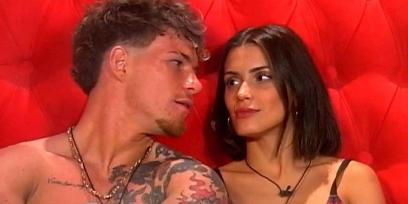 La pareja tuvo un affaire en Fiebre de Baile.