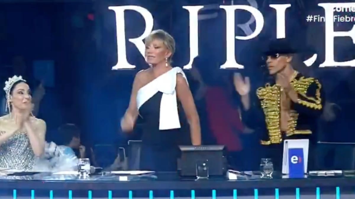 VIDEO | El incómodo momento de Raquel Argandoña tras recibir pifias en la final de Fiebre de Baile