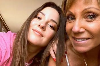 Raquel Argandoña recibió regalos en su recuperación y enciende rumores de reconciliación con Kel Calderón