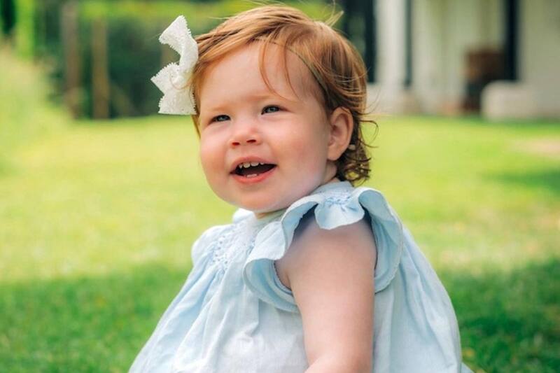 Realeza británica La histórica tradición real que rompió la princesa Lilibet en su bautizo - Créditos: Instagram