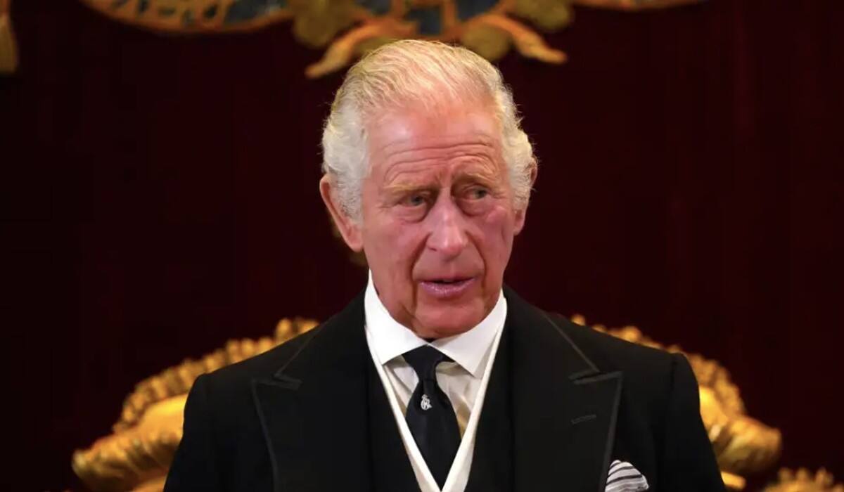 Realeza El actual rey de Inglaterra segirá con esta tradición - Créditos: Reproducción