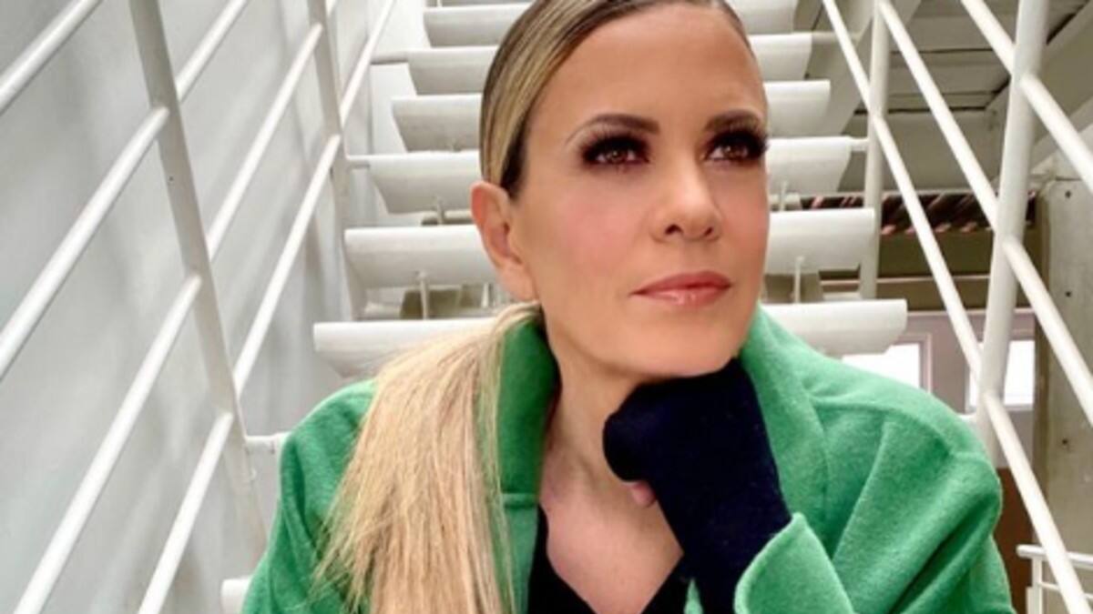 Rebecca de Alba, conductora de MasterChef Celebrity México, podría estar en el hospital por Covid-19