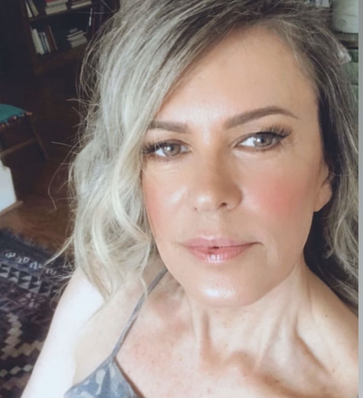 Rebecca de Alba La conductora se encuentra hospitalizada, pero su estado no es de gravedad - Créditos: Instagram @dealbarebecca
