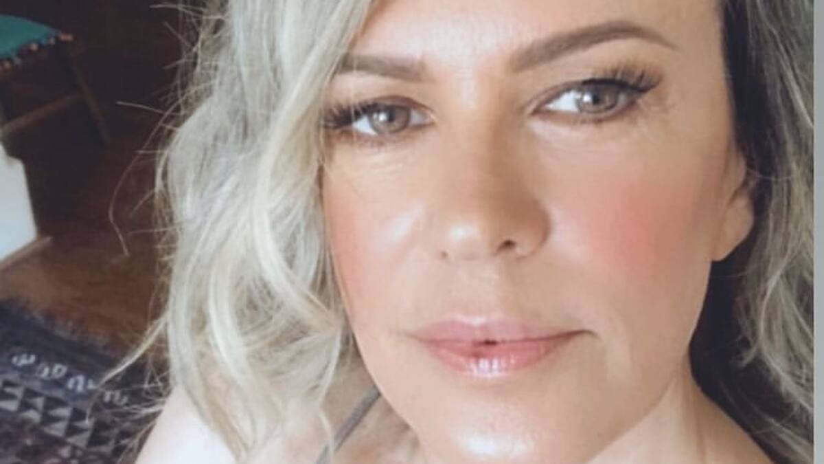Rebecca de Alba sí está hospitalizada por Covid-19, pero no intubada