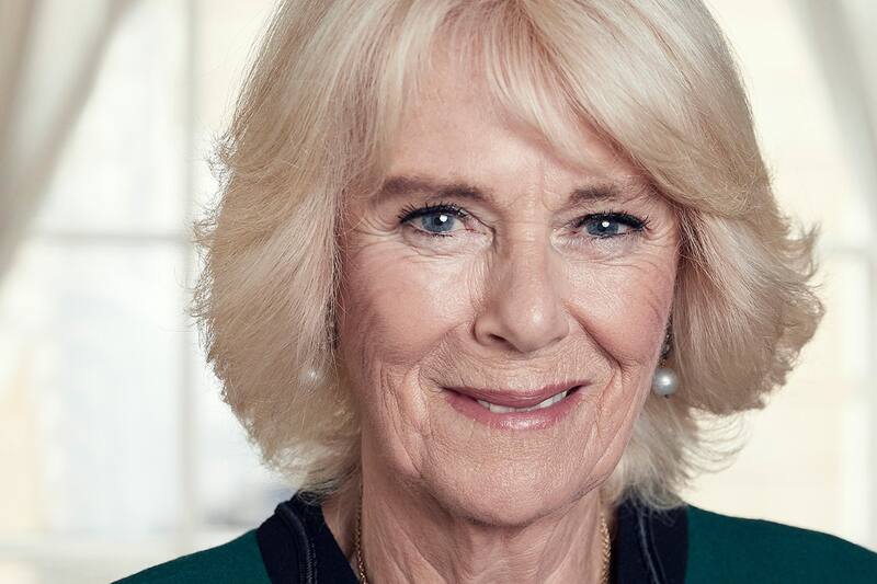 Reina Camilla Conoce al guapo escudero de la reina que roba suspiros en Internet - Créditos: Instagram