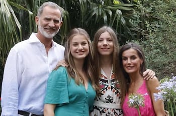 El truco de la reina Letizia para lucir espectacular al lado de Leonor y Sofía