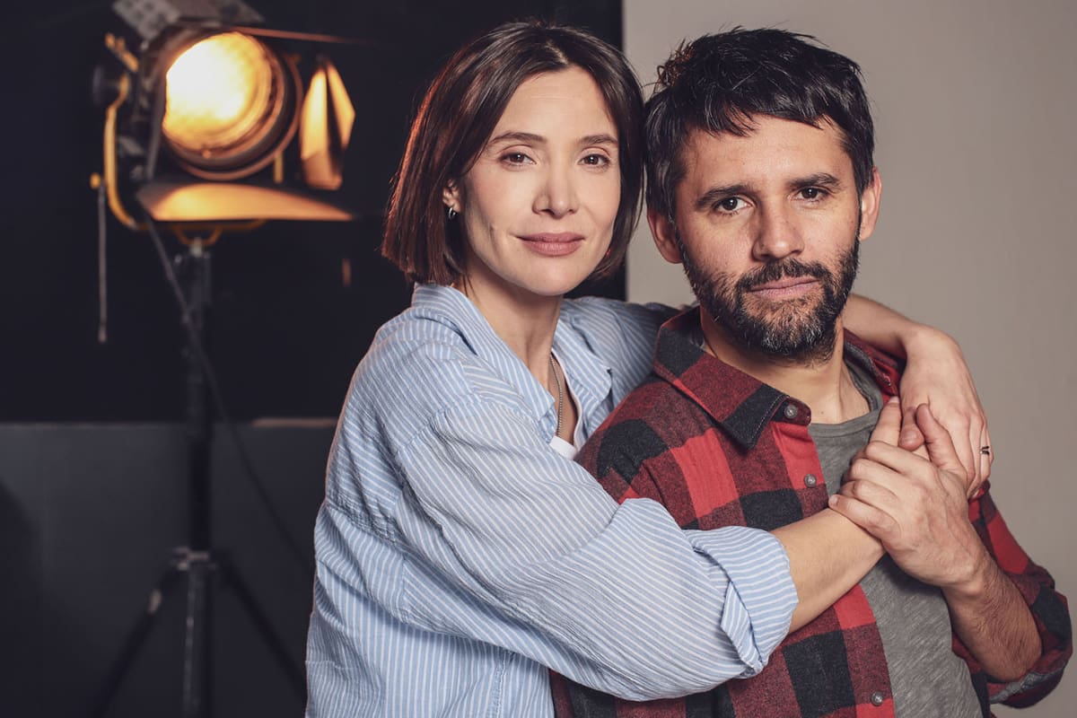 La teleserie nocturna debutó con todo este martes.