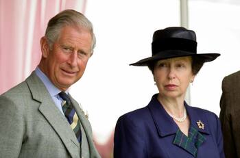 Rey Carlos III comparte adorable fotografía para celebrar el cumpleaños de la princesa Ana